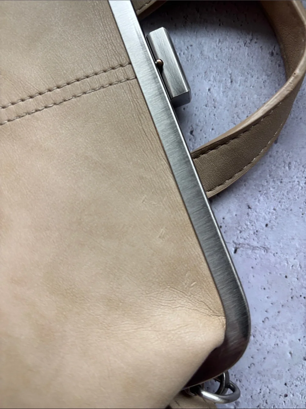 Joy Susan Crossbody with clasp
